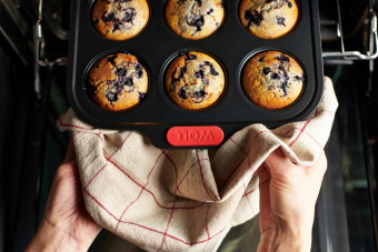 Форма для маффинов Woll серии Let's Bake на 12 шт. - фото в интернет-магазине Kupiwoll