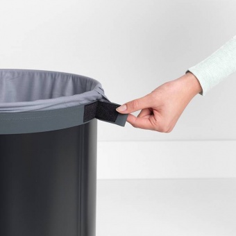 Бак для белья Brabantia с пробковой крышкой 60 л Черный матовый - фото в интернет-магазине Kupiwoll