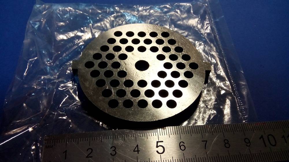 Решетка №2 основная для мясорубки REDMOND RMG 1225 (Д-66/7,5мм)
