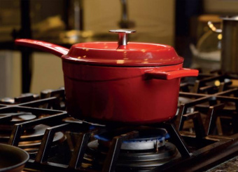 Литой чугунный ковш с крышкой LAVA RED 16см 1,35л - фото в интернет-магазине Kupiwoll