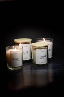 Свеча ароматическая hygge - Красные Фрукты, 30 ч - фото в интернет-магазине Kupiwoll